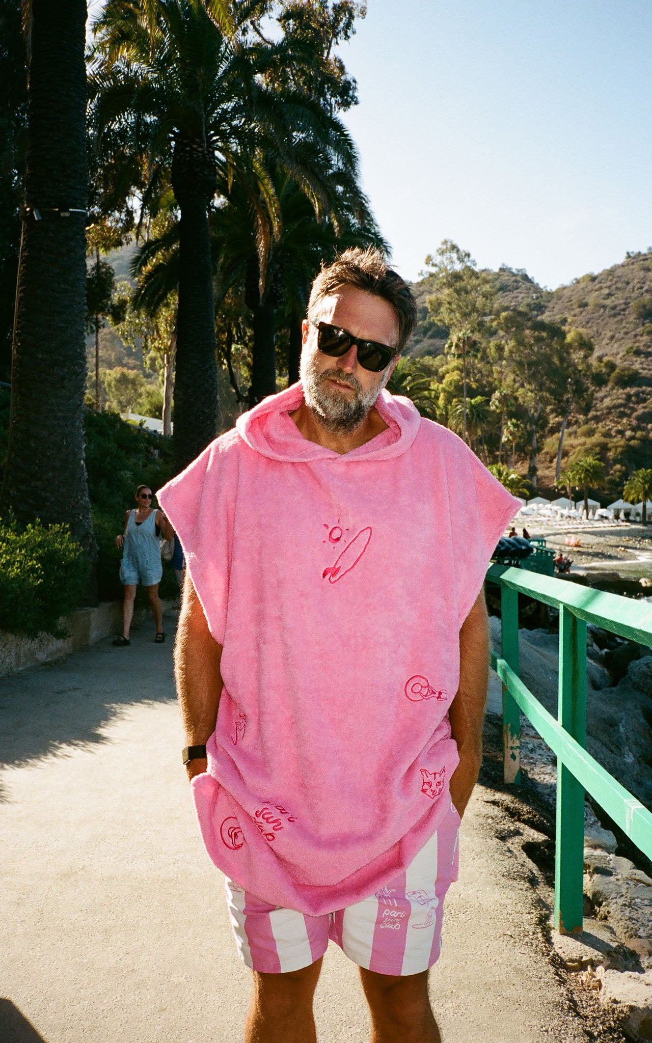 PINK APRÈS SURF POWEL