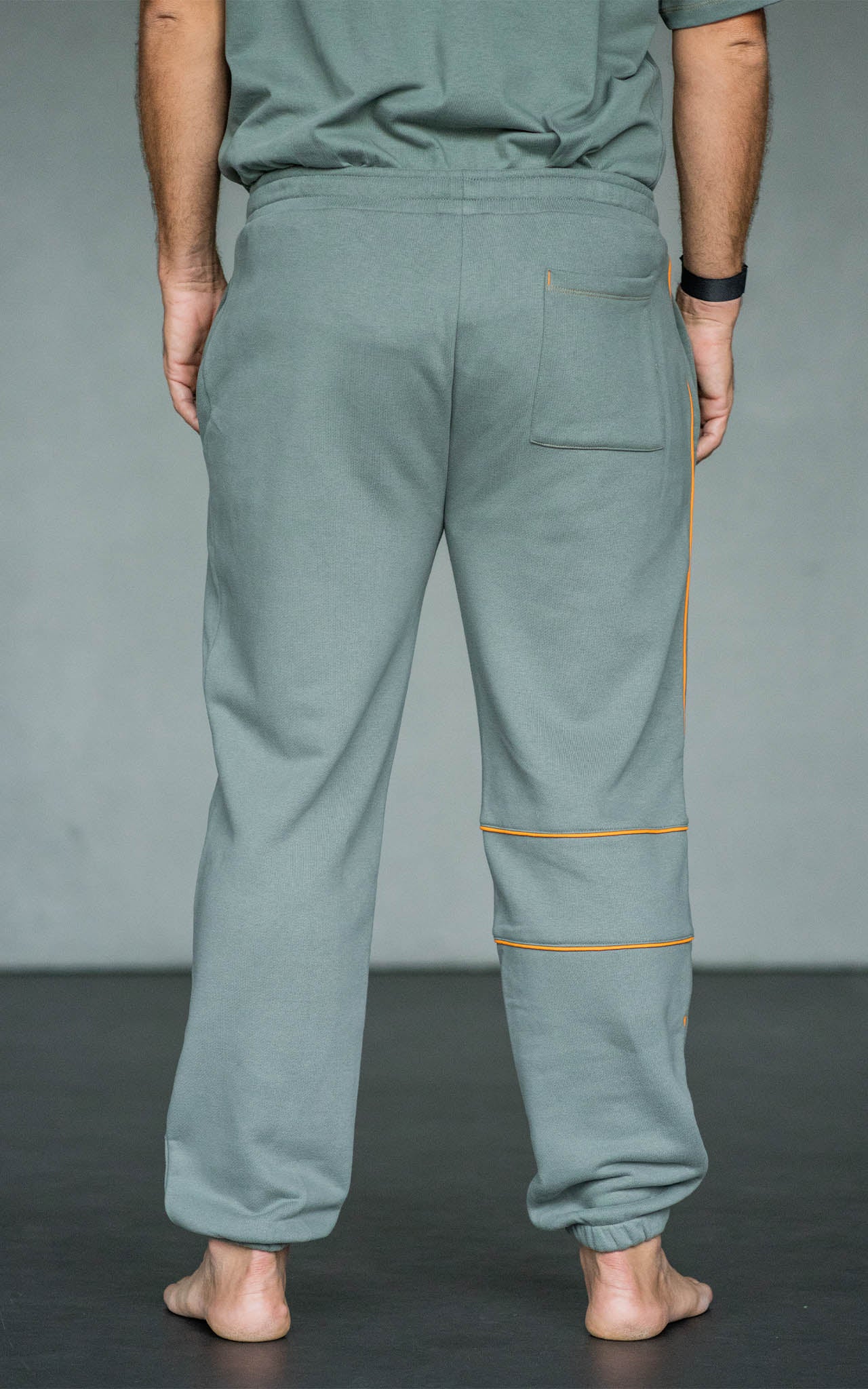 GREY END OF SUMMER SWEATPANTS