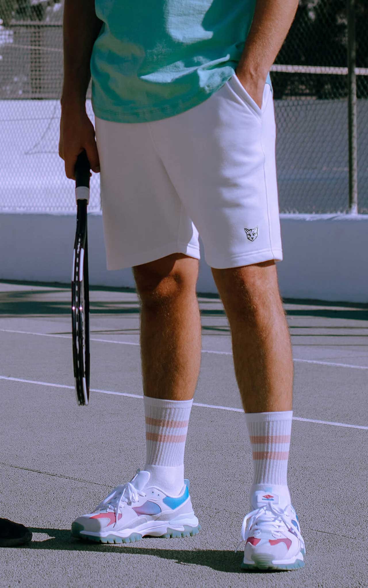 WHITE SHORTS RUBBER CAT