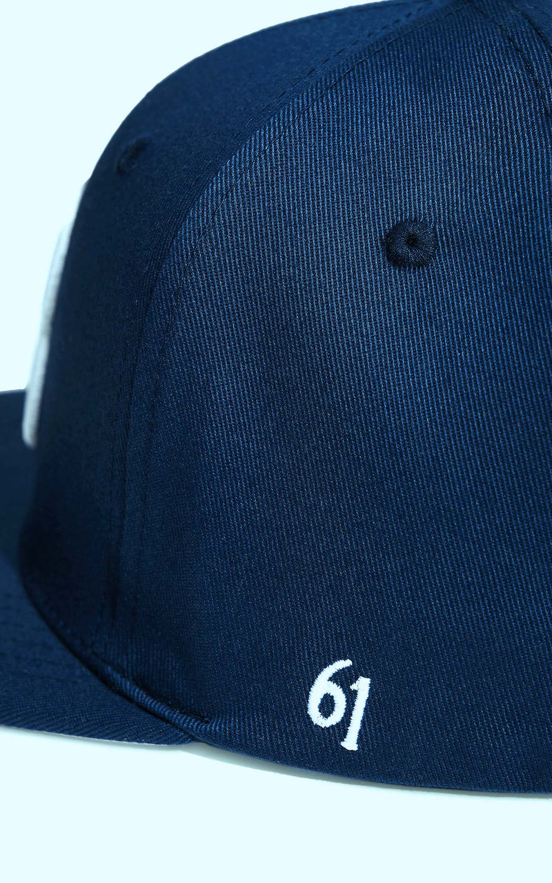 BLUE SNAPBACK CAP