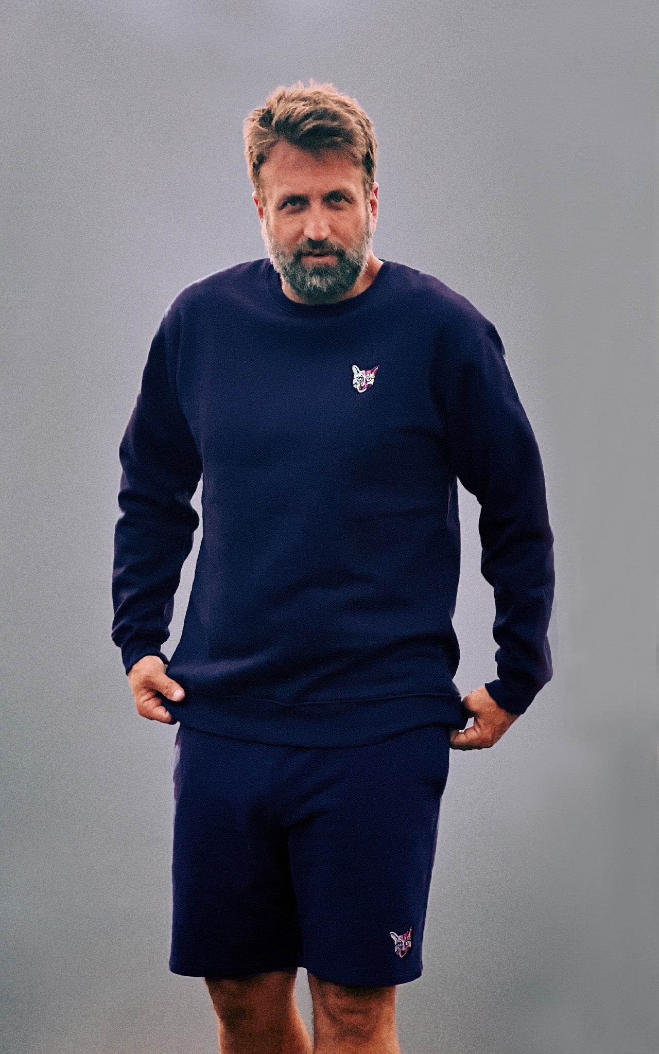 NAVY CORE CLUB CREWNECK CAT