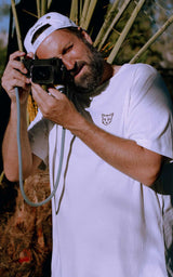 WHITE T-SHIRT RUBBER CAT